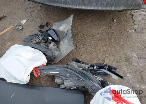 2022 Toyota Highlander Xle from USA, damaged, VIN 5TDGZRBH3NS208213